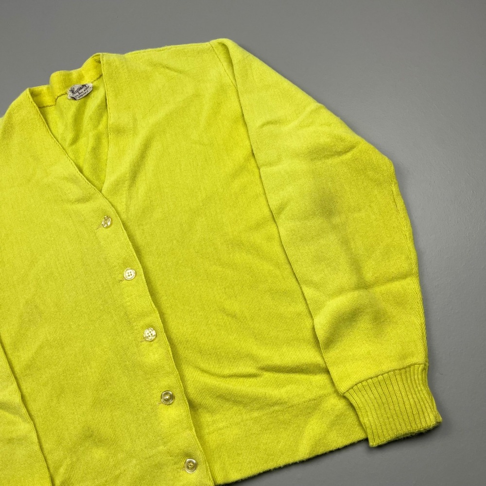 Haymaker Cardigan Sweater Womens M Yellow Vintage V-Neck Button Front Acrylic